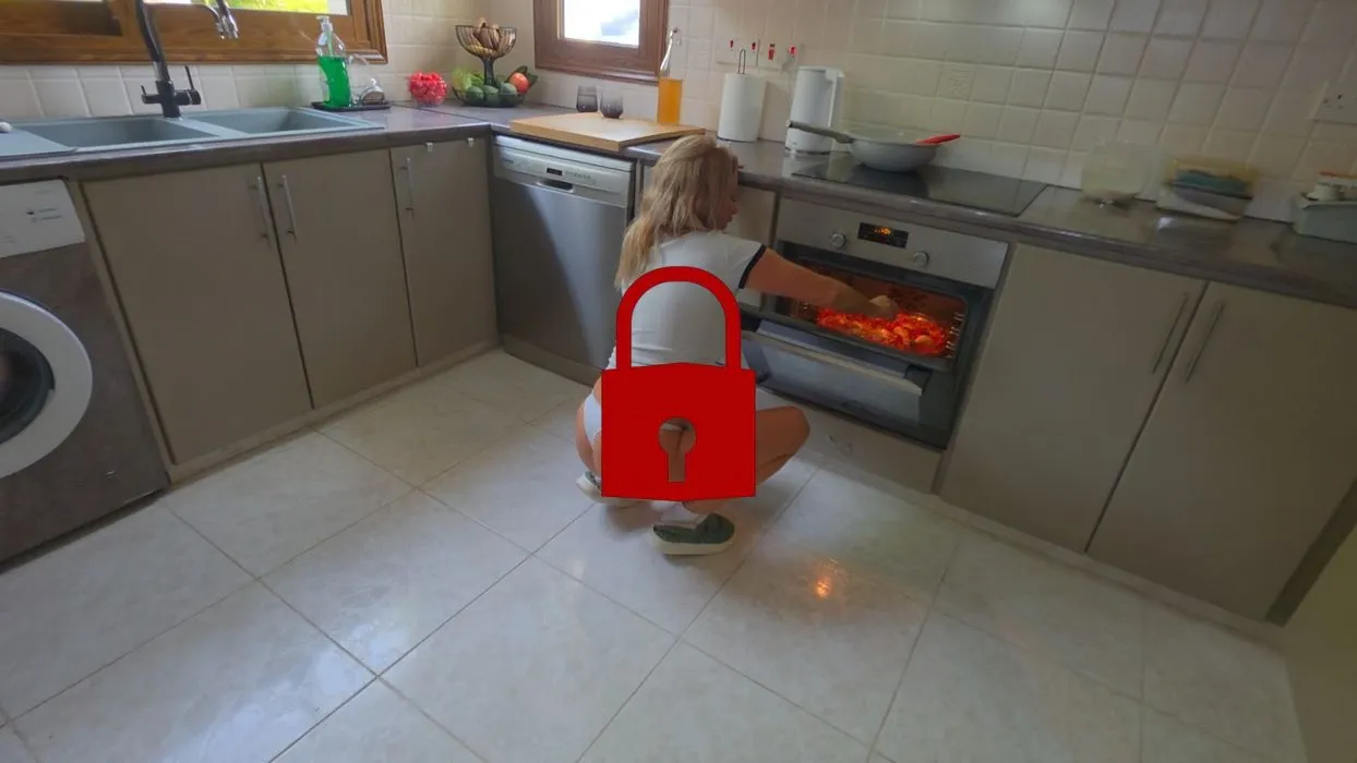 Unerwarteter Besuch vom 20 J Freund der Nichte in der Küche