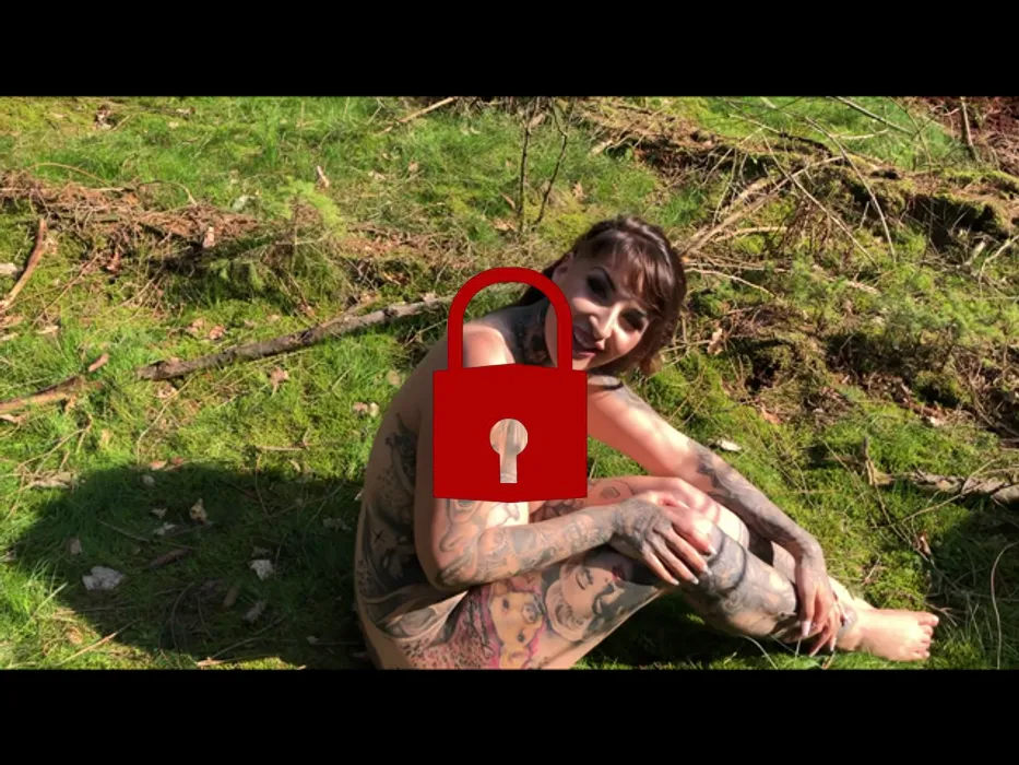 Im Wald gesonnt und dann kam ein Typ
