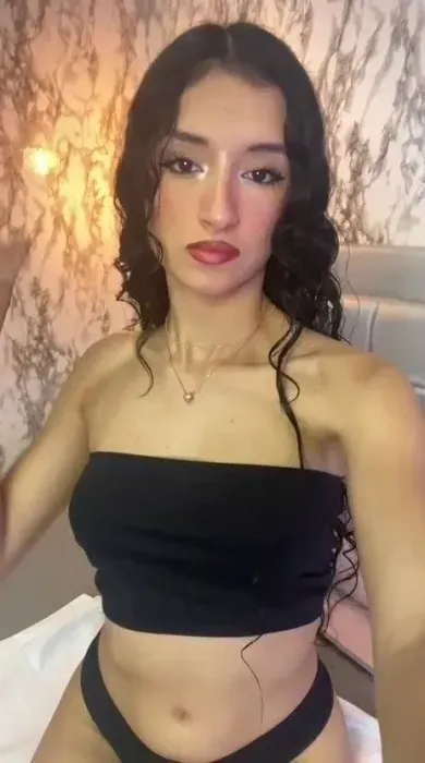 a sexy body and disobedient breasts 