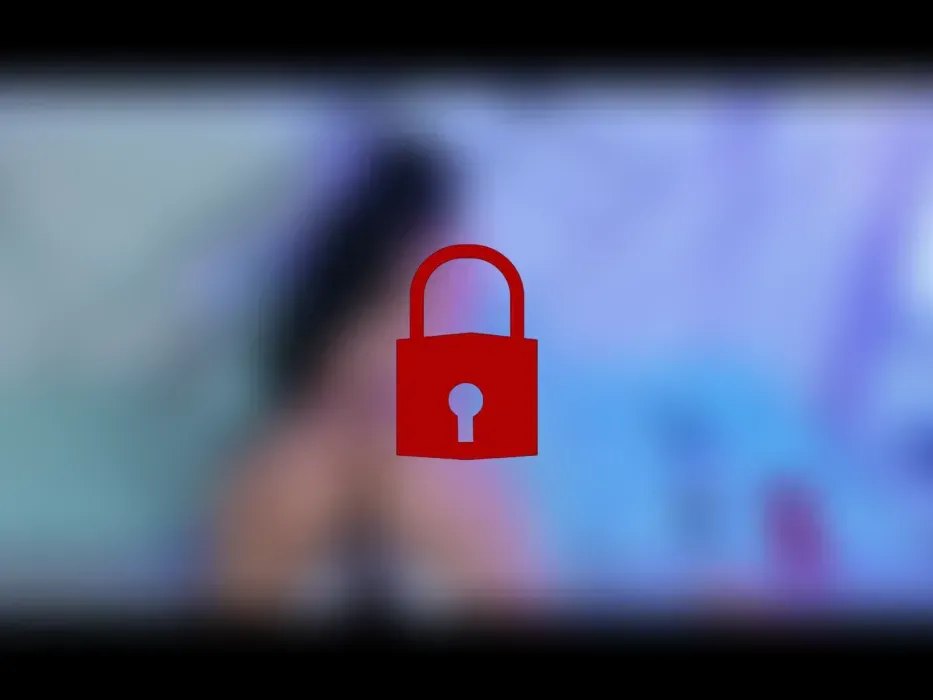 Fucking my Tight Pussy with my machine and BBC