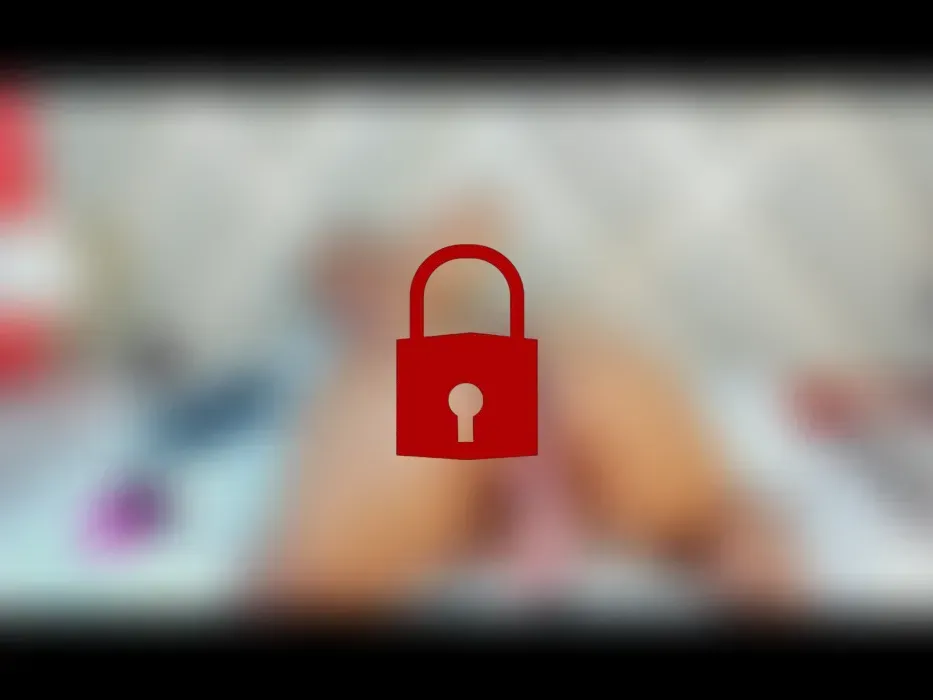 fick mich in Doggy-Position und lass mich abspritzen