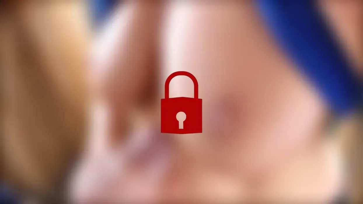 Megageil mit saftiger Fotze den Schwanz abreiten!