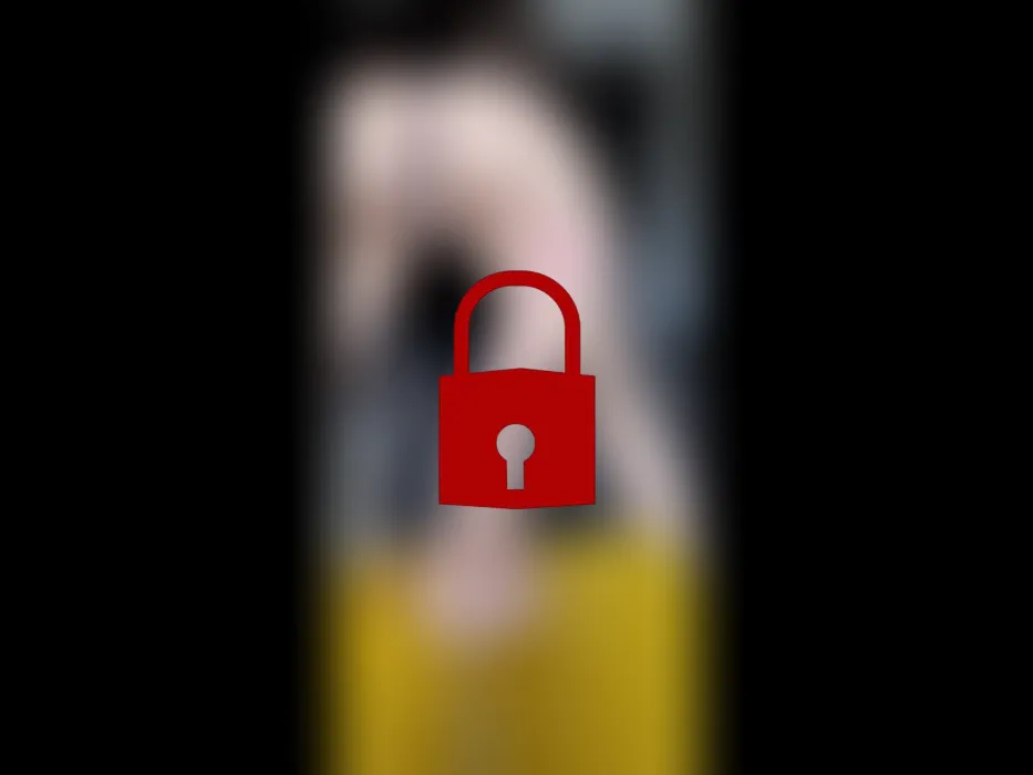 Necke meine Muschi mit einem 30-cm-Dildo