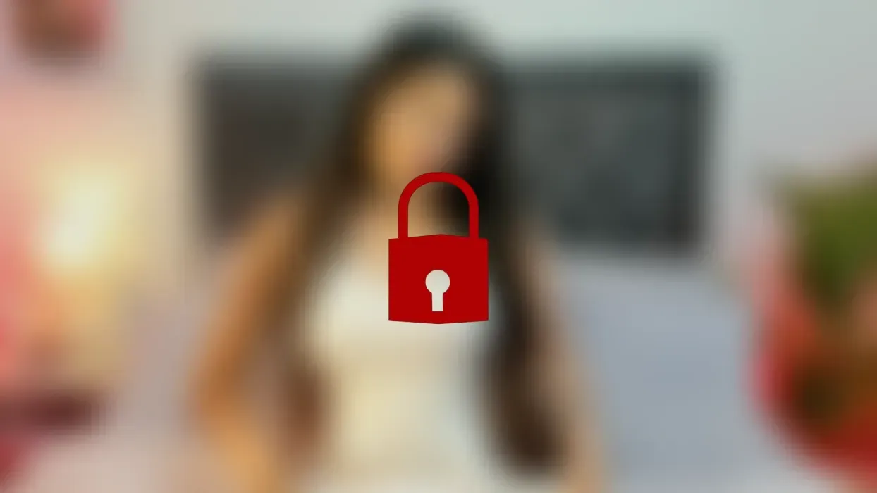 Cowgirl mit rückwärtigen Camdildo BBC