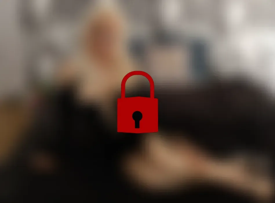 Wer FICKT mit mir mein Bett ein ? 