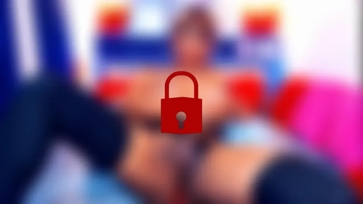 Hot Gorgeous Queen Cum Show.