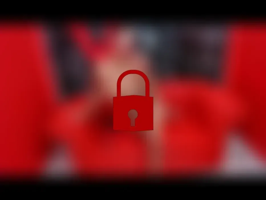 Look at my vagina cream, fill me with your milk