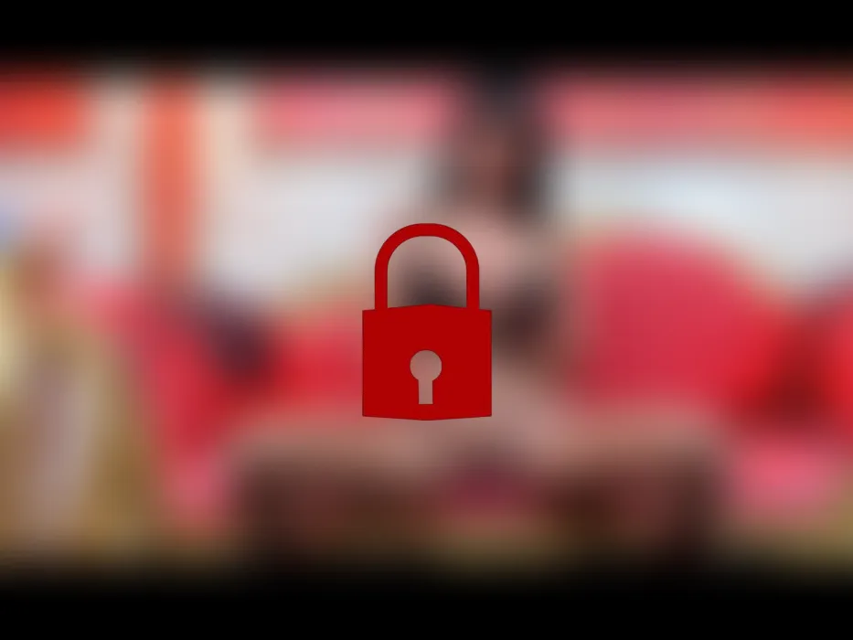 Meine feuchte Muschi will mehr von dir