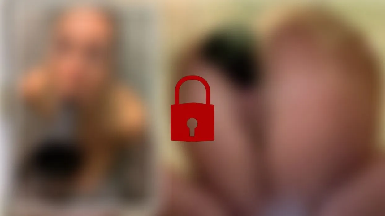 Massiver Dildofick in der Dusche!