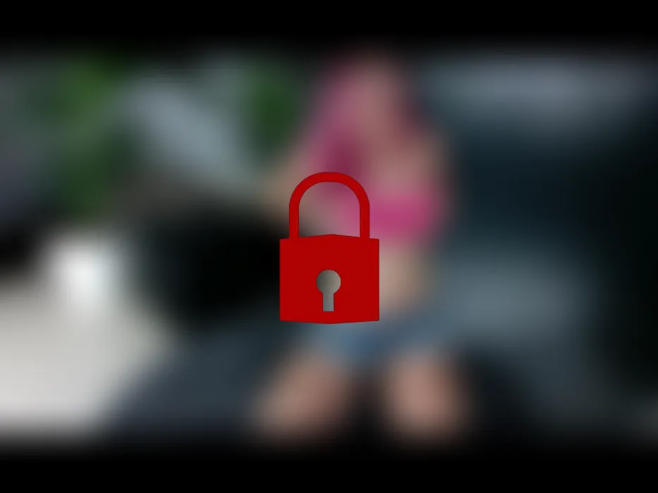 Ich wichse mir meine Fotze bis ich spritze!!!