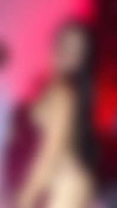 Latina sexy moves and great body 😍