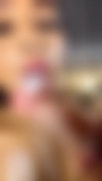 Bitte spritz mir ins Gesicht!