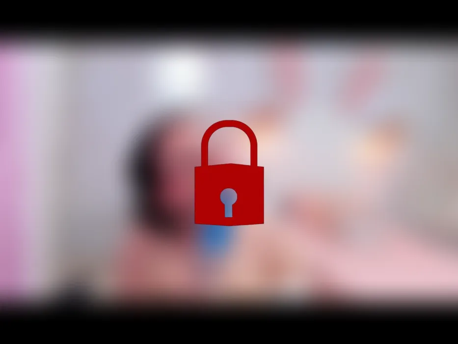 Köstlicher Deepthroat für deinen Schwanz