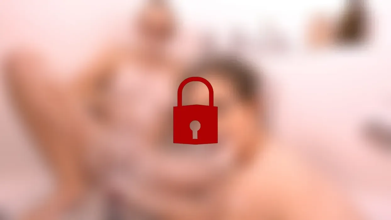 Spermabad DELUXE Geile Fotzen Besorgen es sich!!