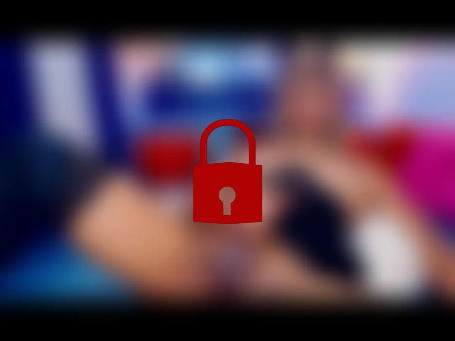 Herrin mit großem Schwanz, Spermashow