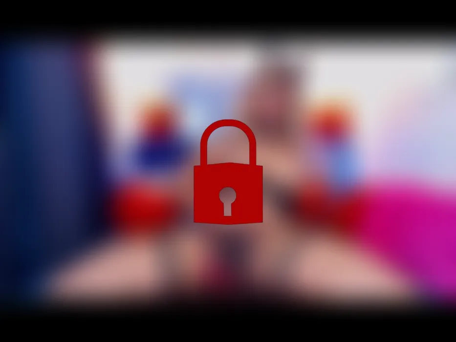 Völlig nackte Nahaufnahme-Spermashow