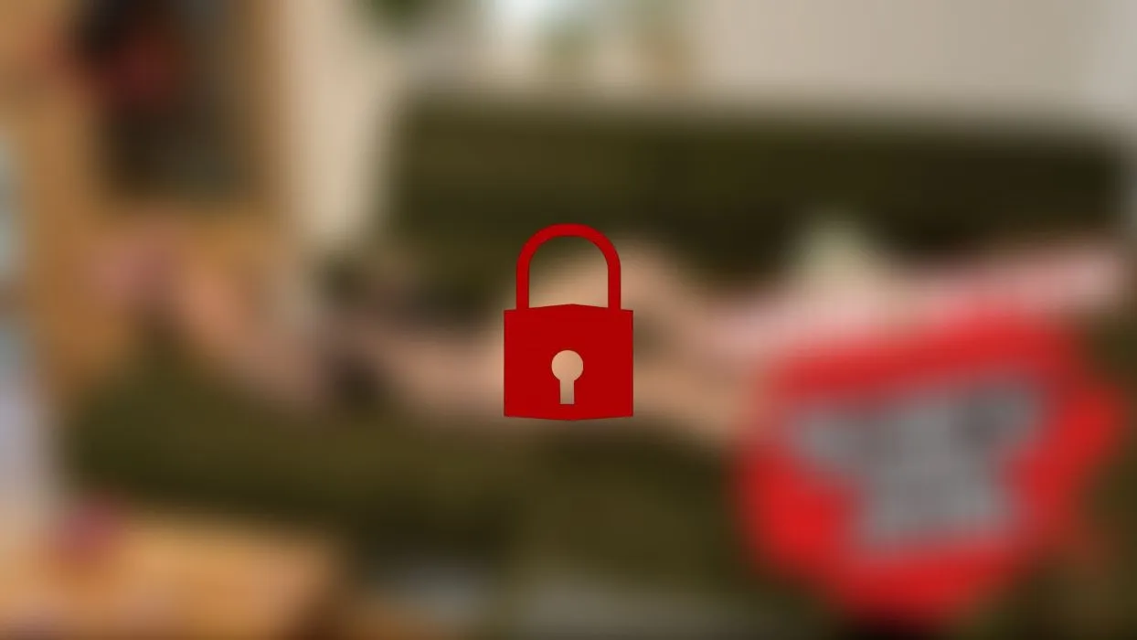 Osterbunny besorgt es sich mit Möhren Vibrator!