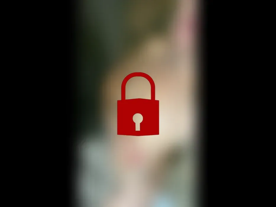 I'm so hot, come play with me