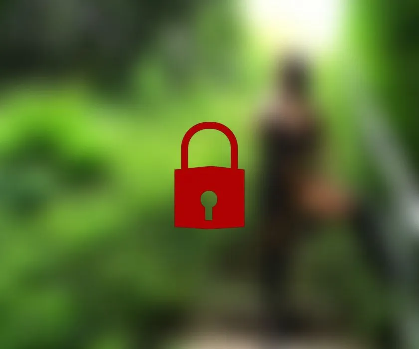 Nackt im Wald rauchen