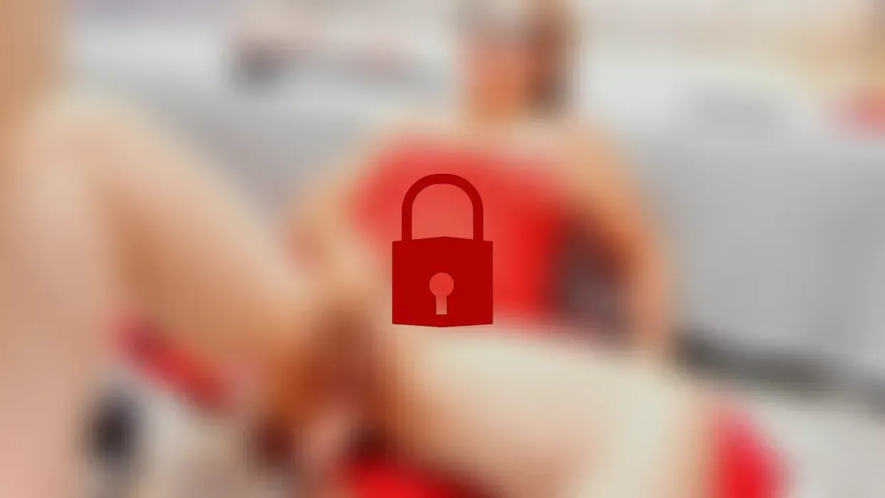 Eine MILF, die sich dem Vergnügen deines Schwanzes hingibt🔥