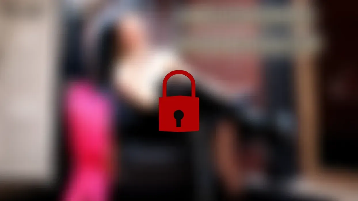 Degradiert zur Stiefelschlampe