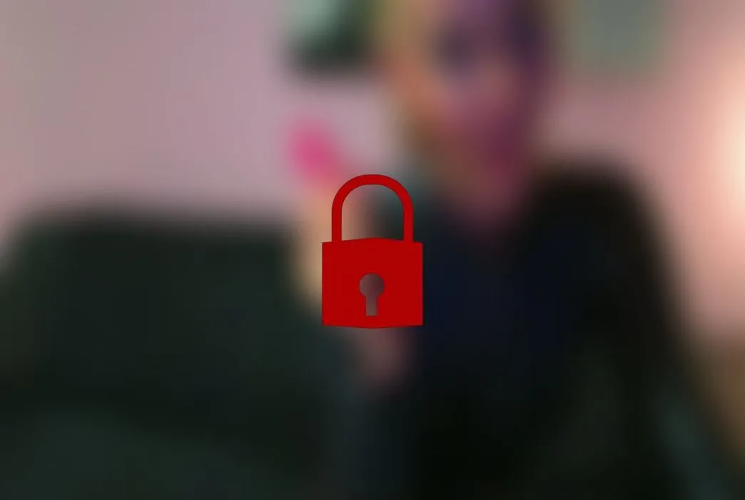 PamelaDeluxe Dildo Spiele