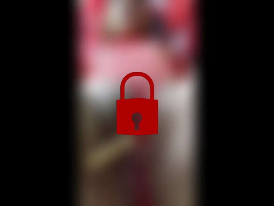 Clamp in my clit ��������