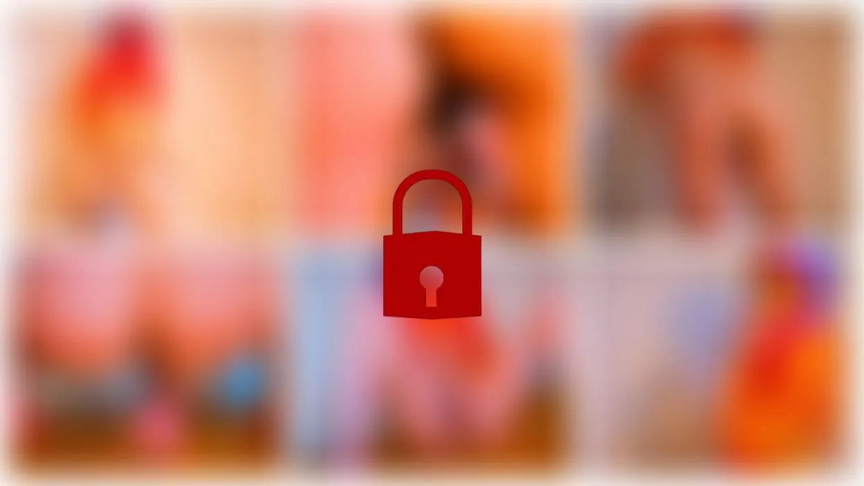 Knackarsch aus der Lederhose und Glasdildo ins Fötzchen