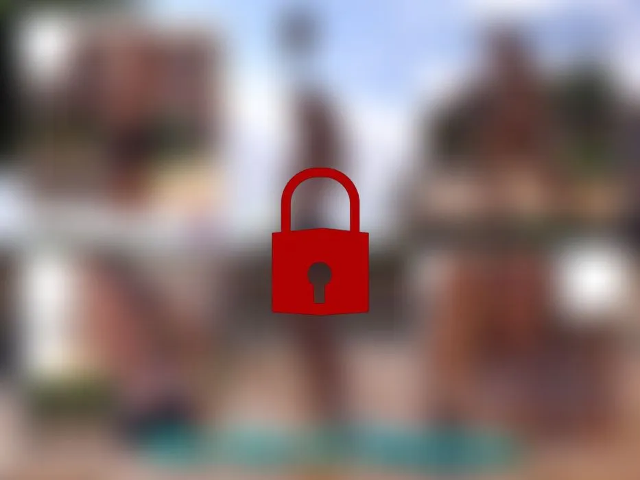 Wet Shirt & Striptease