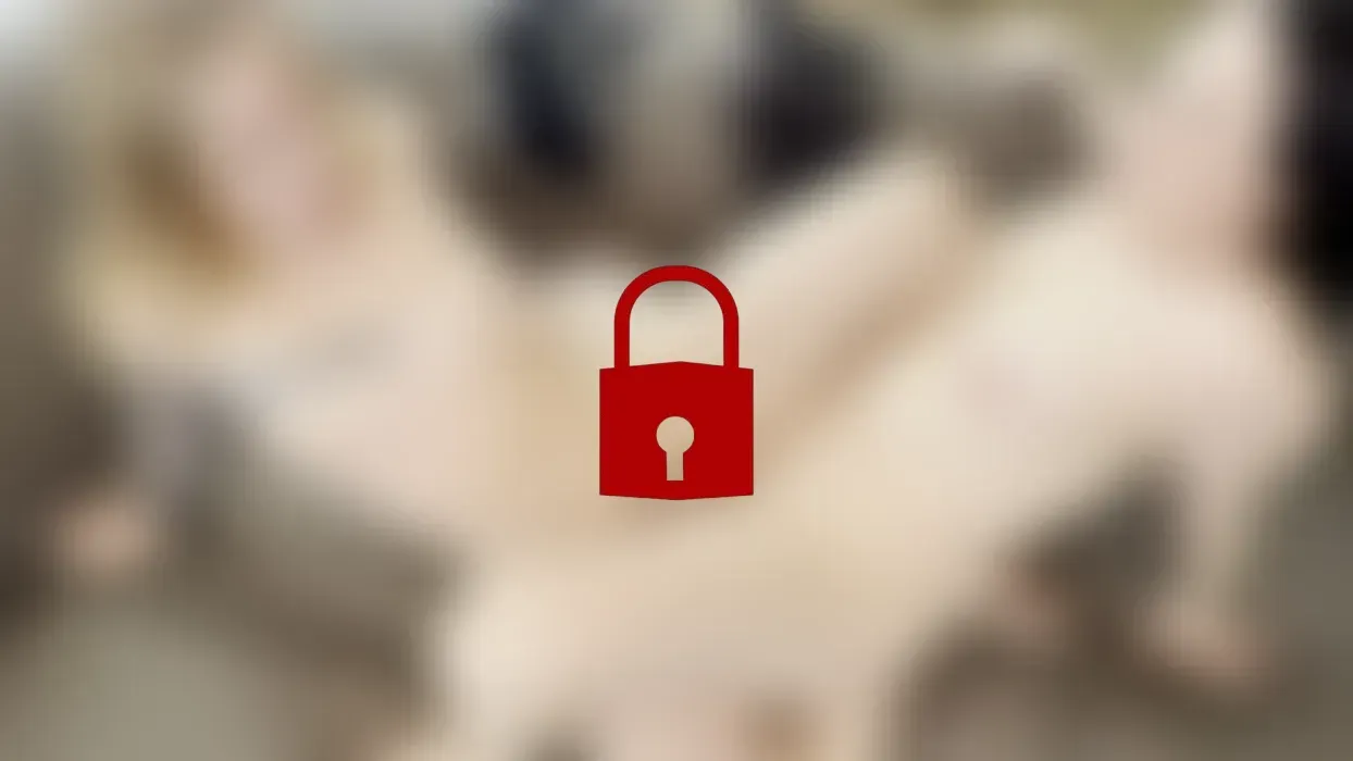 Echtes Lesbenspiel – feucht, wild und hemmungslos