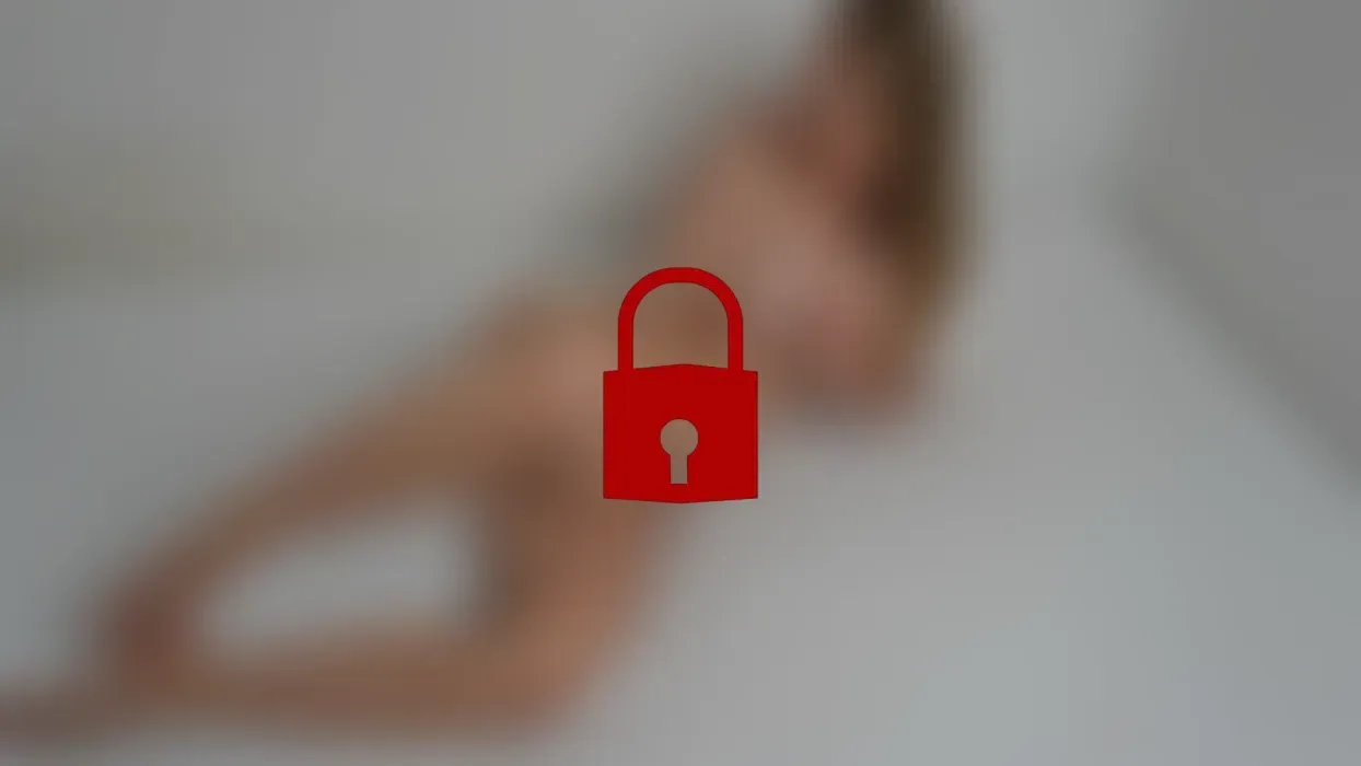 💥 PIZZA SLUT - BOY/GIRL SEXTAPE 💥