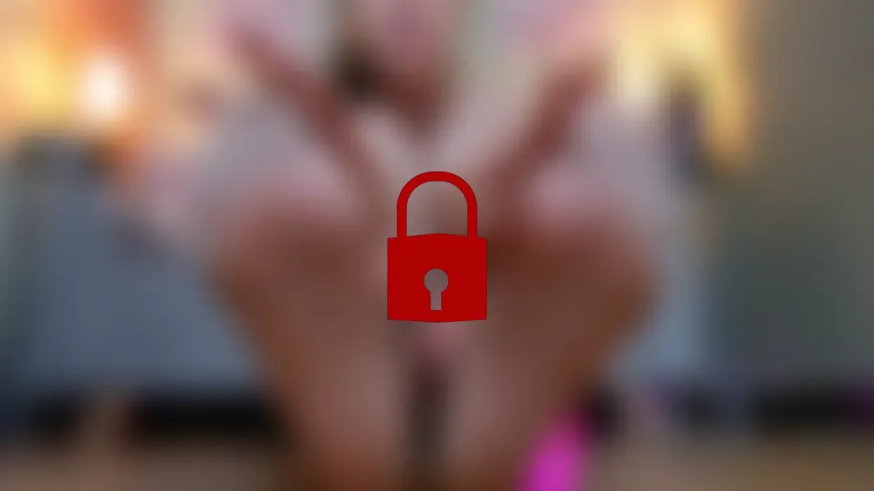 10 minutes making your pantyhose fetish a reality