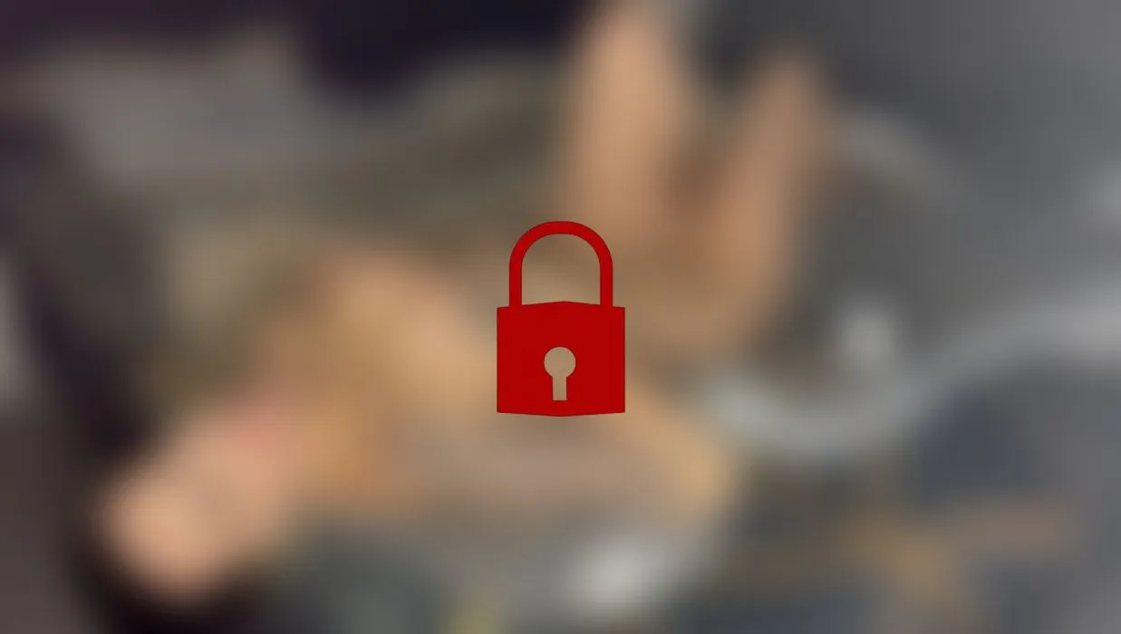 Facefuck dildo und mit dildo in Pussy und anal in verschiedenen stellungen bis zum orgasmus