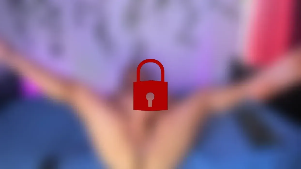 Ich liebe es, wenn du meine Muschi hart und tief fickst!