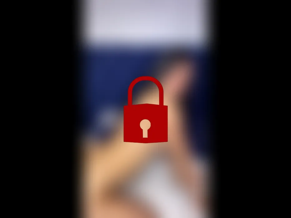 contemplating my bare body��������