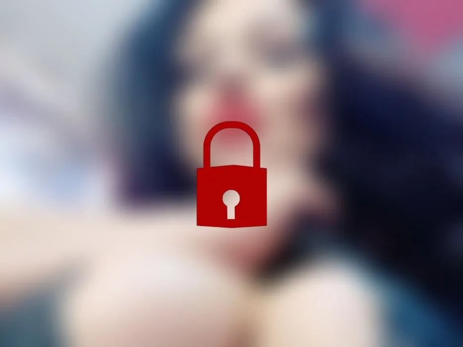 Masturbation mit dem Dildo 2