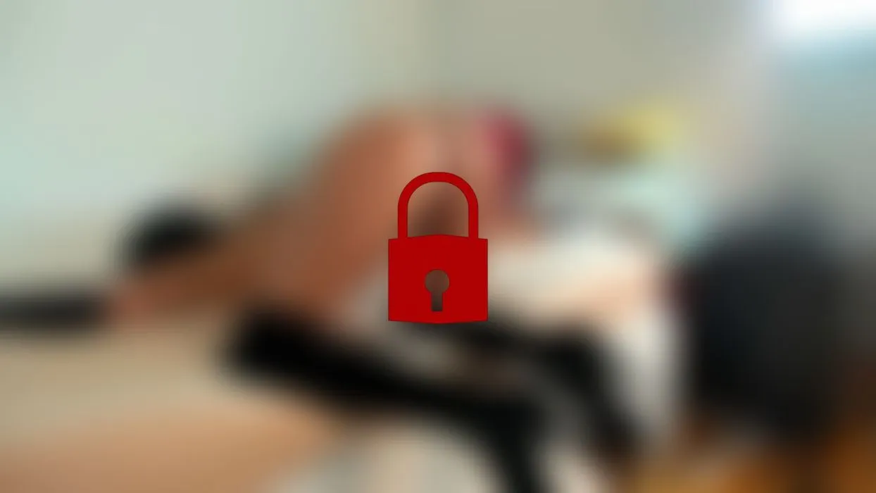 FICK MEIN VORGEDEHTEN UND BESPERMTEN ARSCH!