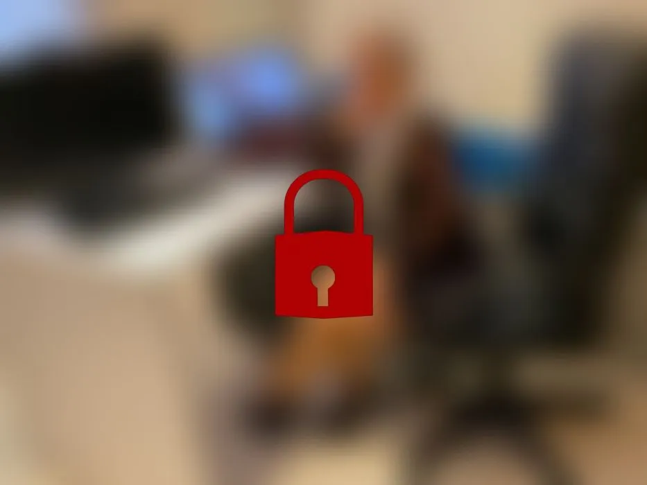 FUCK! Mein Chef schaut meine PORNOS!!!