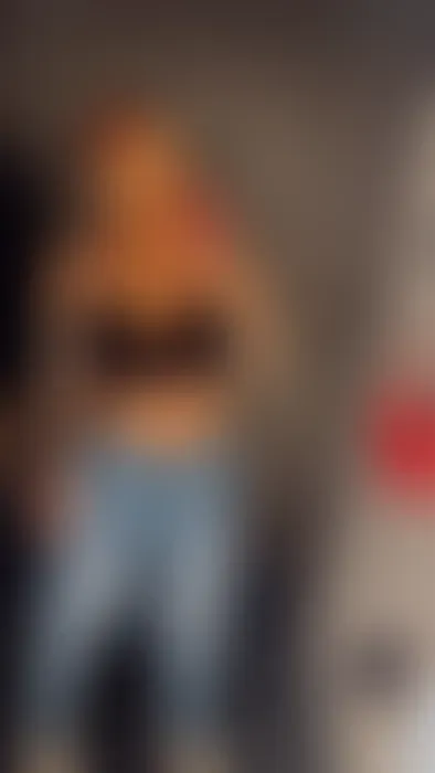 Ich war shoppen und habe dich mit in die Umkleide genommen! Ich brauche ja mal wieder neue Dessous!