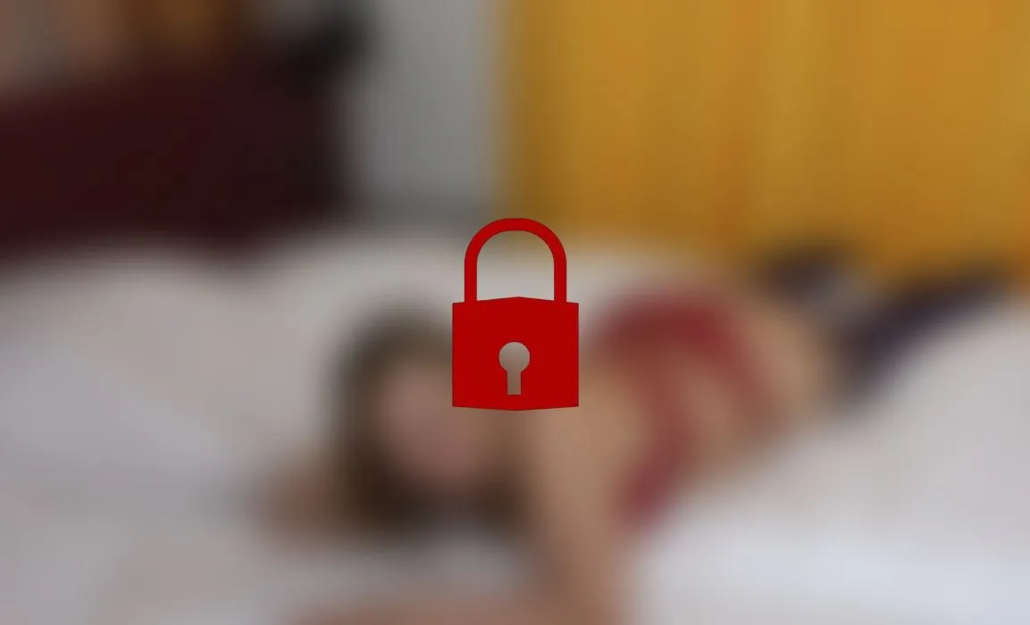 Privatsex im Hotel nach wilder Partynacht!