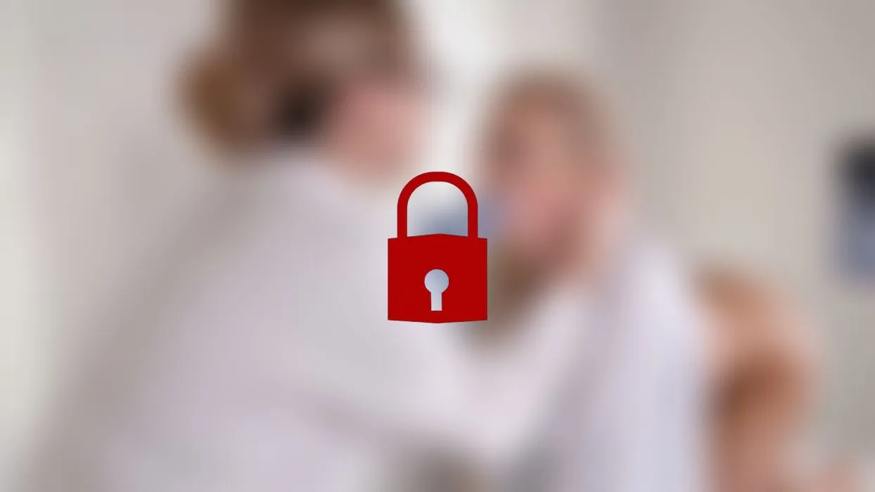 Spezialtherapie für notgeile auslaufende Nympho-Fotze!