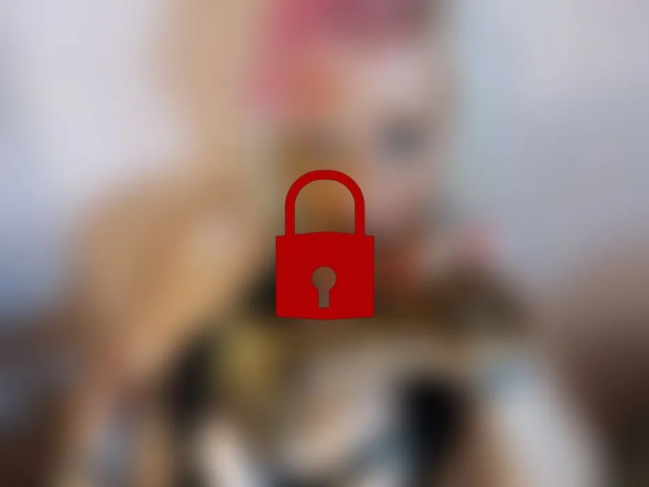 Ich wichse mein geiles Fotzen Loch für Euch