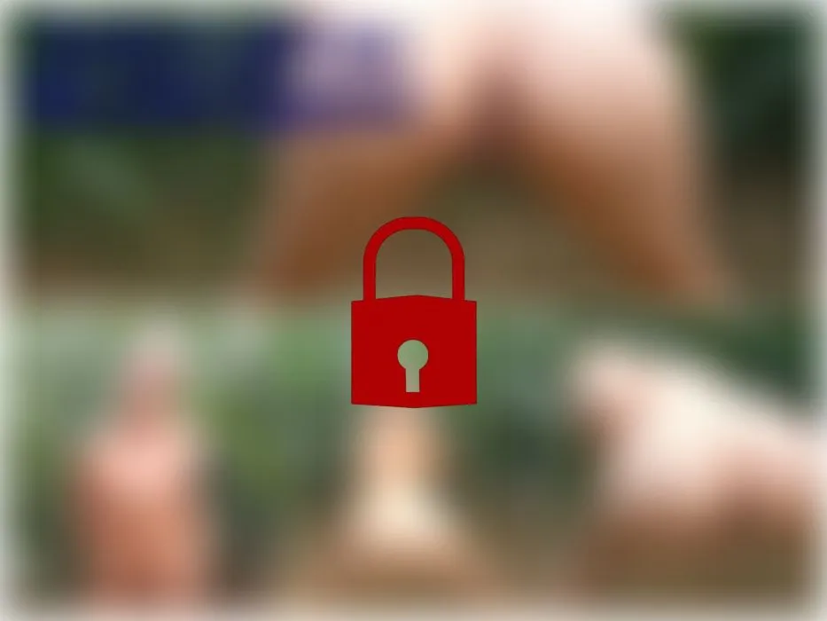 Einfach geil ins Maisfeld gepisst