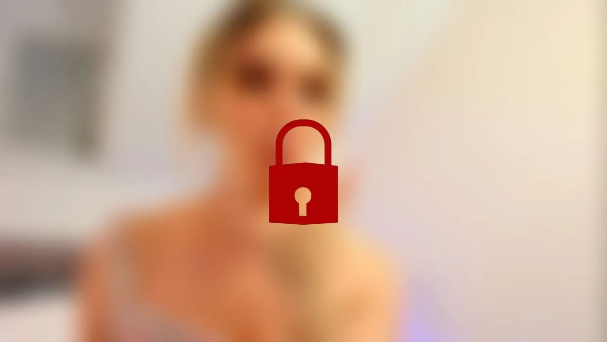 Uh I m so horny right now