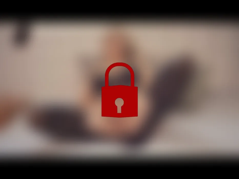 Gut, dass immer ein Dildo neben dem Bett liegt