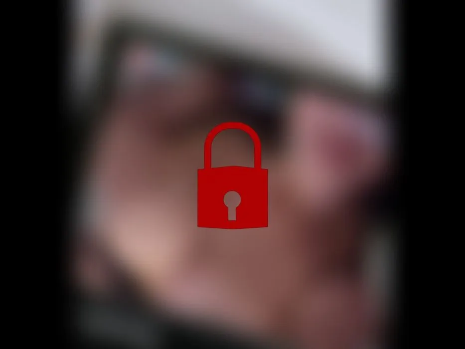 EB14AEBF-31D5-46E6-BDF9-CD905BFDBBA8.mov