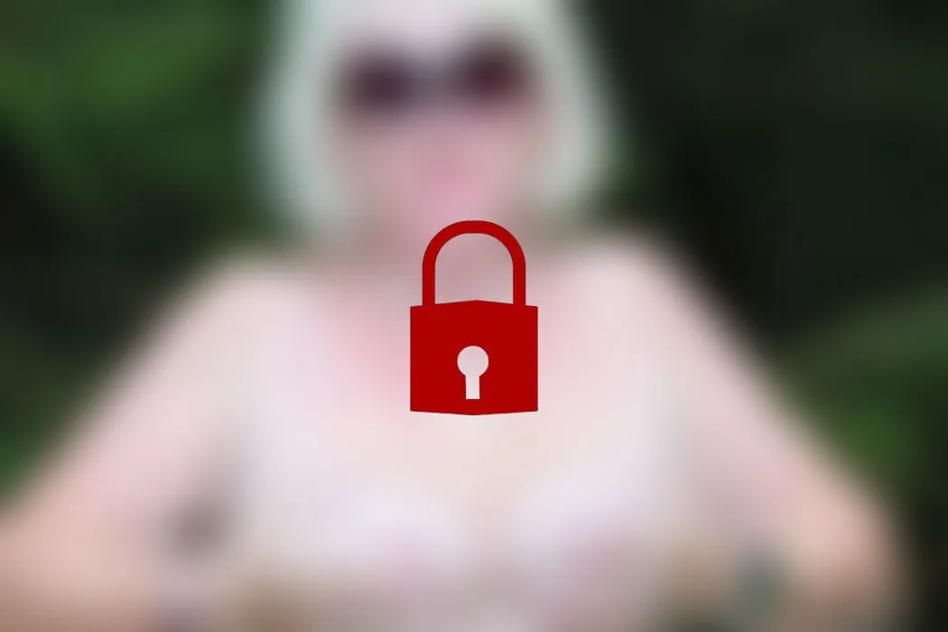 Auf der Gangbang geil blank durchgefickt