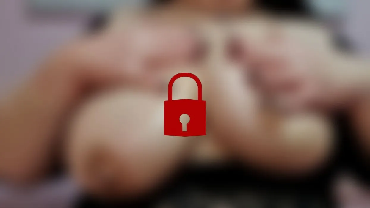 Schieb deinen Schwanz zwischen meine öligen Titten - Dirtytalk