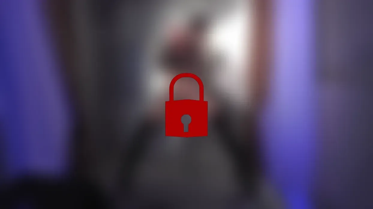 Lejla-X - Hotel Sluts Clip 1