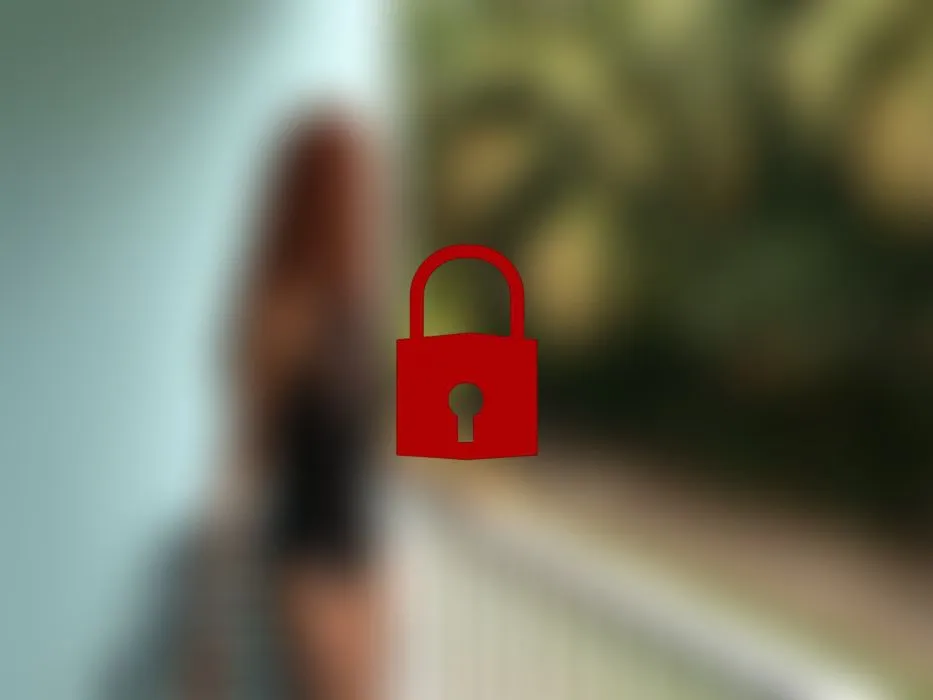 Schokobebe, die rote Sexhexe braucht SEX !!!